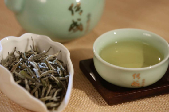 福鼎白茶的二十种好处，美容养颜清热降火