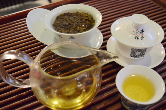 云南沱茶和普洱茶有什么区别，外形/原料等区别